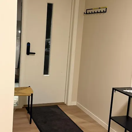 Gardermoen Airport, 5min Holiday home *