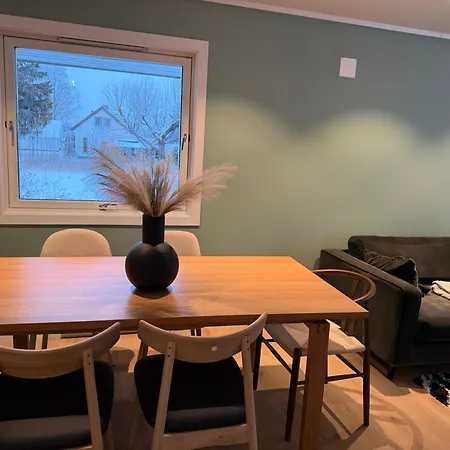 Vakantiehuis Gardermoen Airport, 5min *